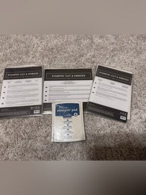 Stampin' Up! Cut & Emboss Plates with Stampin' Pad - Blue and White